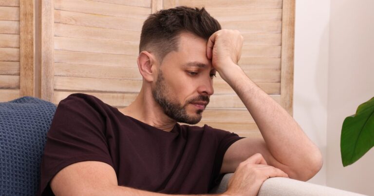 8 Subtle Signs of Unhappiness in Men (and How to Respond)