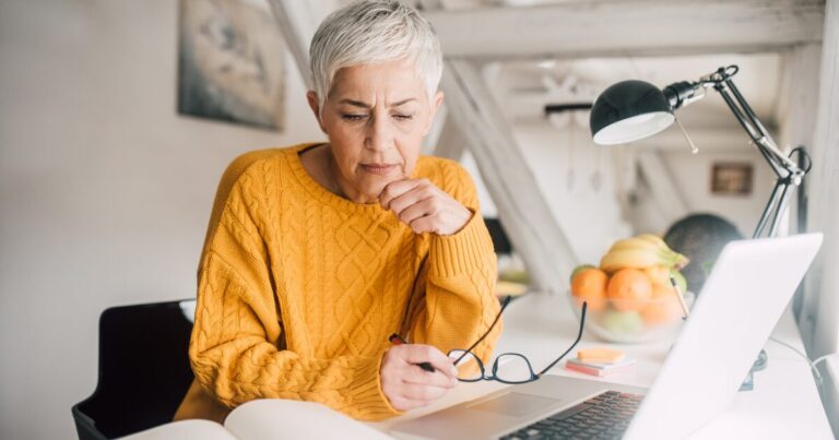 7 Habits to Drop for a Sharper, Longer-Lasting Mind